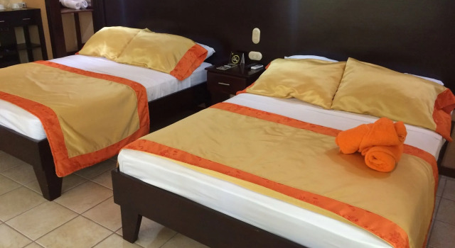 Mussaenda Hotel & Gardens, Reservar Hotel Hotéis em Alajuela com piscina, Piscina