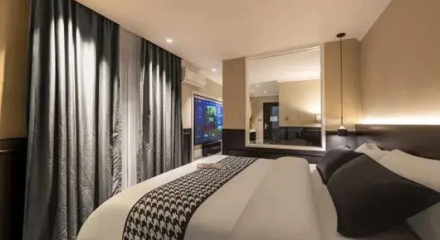Люкс Deluxe Fengshang Youju Hotel (Zhongshan University Nanxiaoqu Binjiang Road Branch)