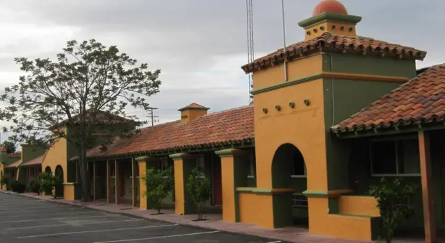 Rio Inn & Suites, Prenota Hotel Yuba City California