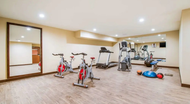 Comfort Inn & Suites Harrisburg - Hershey West, Buchen Sie Hotel Harrisburg Hershey-Harrisburg