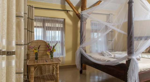 Двухместный номер Deluxe с балконом Kyaninga Royal Cottage