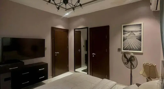 Reign Luxury Apartment