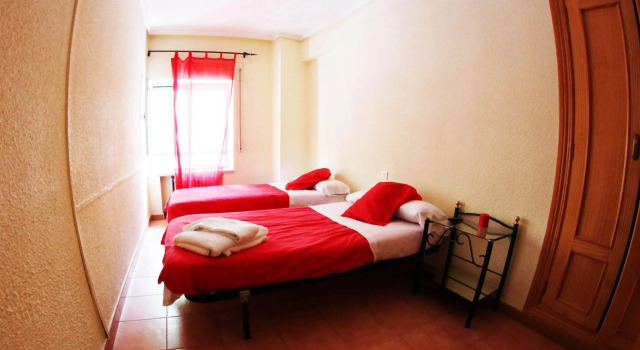 Hostal Escapa-T, Забронировать Отель Недорогие отели Саламанки, рядом с Младшая школа университета Саламанки, недорого
