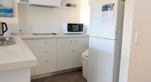 Апартаменты Superior Noosa Parade Holiday Inn