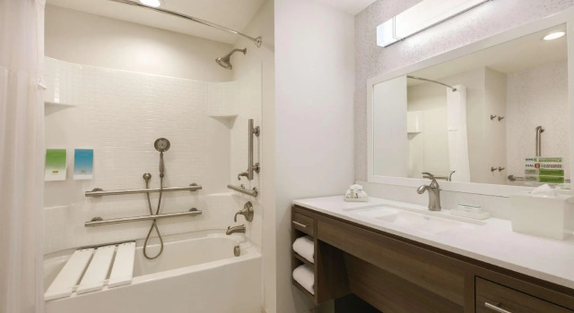Двухместный люкс c 1 комнатой Home2 Suites By Hilton Williamsville Buffalo Airport