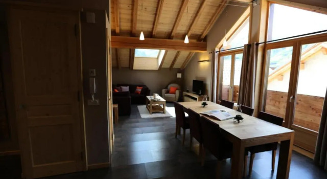 Les Chalets D'adrien - 3 Pièces pour 6 Personnes 84, Забронировать Шале Виллы Овернь-Рона-Альпы, Вилла