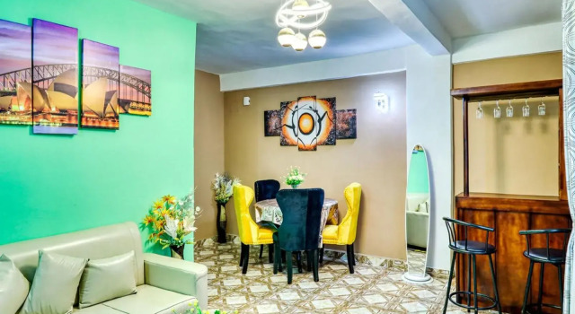 Beautiful- 1 Bedroom Apartment - Parking on site