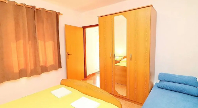 Apartments Marko Peljesac - One Bedroom Apartment With Balcony and Sea View