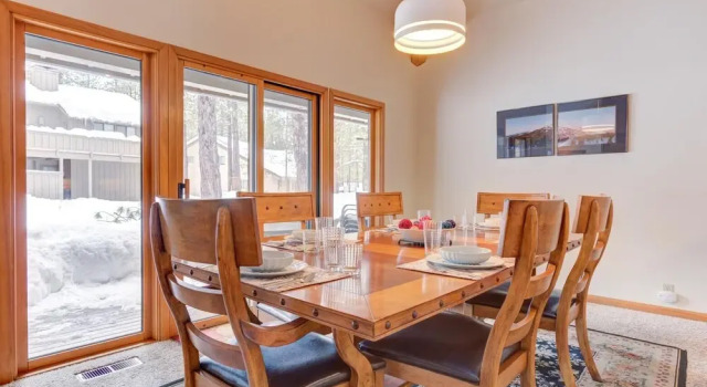 Коттедж Awbrey Lane #7 by Village Properties at Sunriver