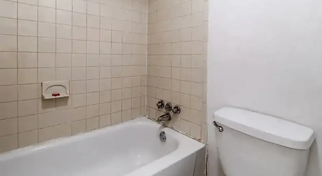 Четырёхместный номер Standard Gordon Highway Inn