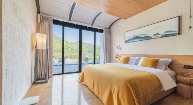 Четырёхместный семейный люкс с видом на озеро Anji Wild Luxury Vacation Villa by Wuli Lake
