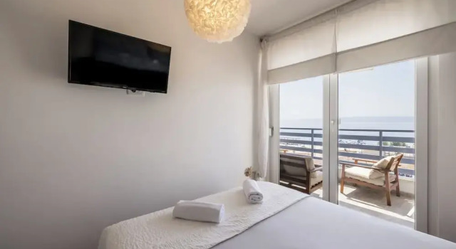 Апартаменты Deluxe Beachaholic M&G, Luxury Seaside Suites On Znjan