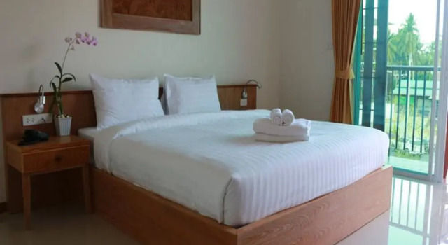 Номер Family с балконом Crystal Lamai Hotel