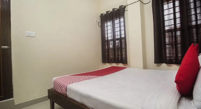 OYO 13343 SS Lodge