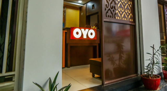 OYO 13909 Kartikeya Grande, Book Hotel Hoteller i Guntur med morgenmad, Morgenmad