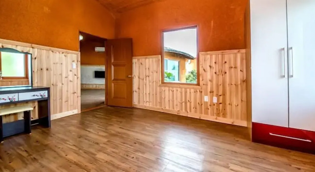 Коттедж Jangchun Red Clay Pension
