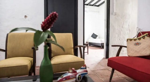Апартаменты The Marian Boutique Lodging House