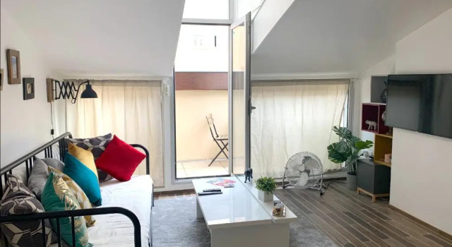 L'accueillant - Appartement avec chambre et terrasse Toulouse centre, Забронировать Апартаменты/квартира Апартаменты Тулузы, рядом с Железнодорожный вокзал Матабо, Апартаменты/квартира