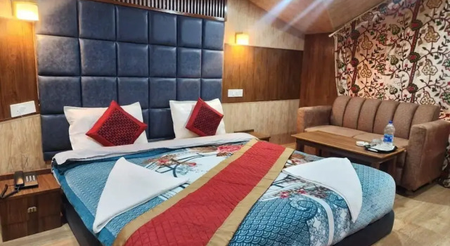 Номер Classic с балконом City plaza resort