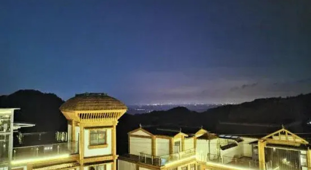 Huaxuan Hot Spring Hotel,Qingcheng Mountain, Varaa Hotelli Chengdu Sichuan