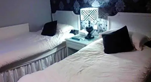 Номер Standard Holland Hotel