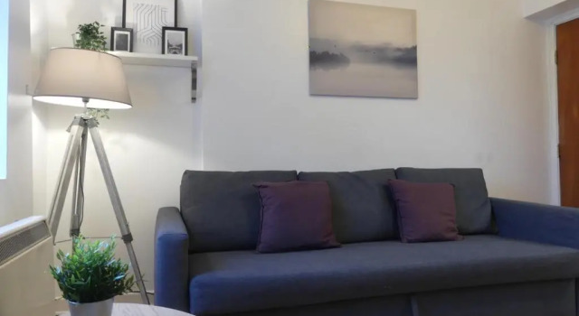 Space For Groups, 10 mins from centre with parking!