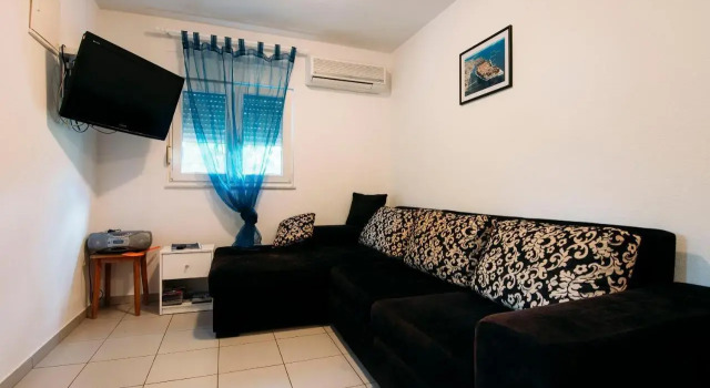 Apartmani M&V