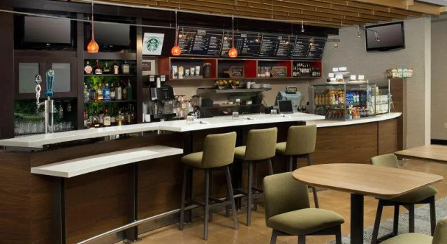 Кровать в общем номере Courtyard by Marriott Wichita Falls