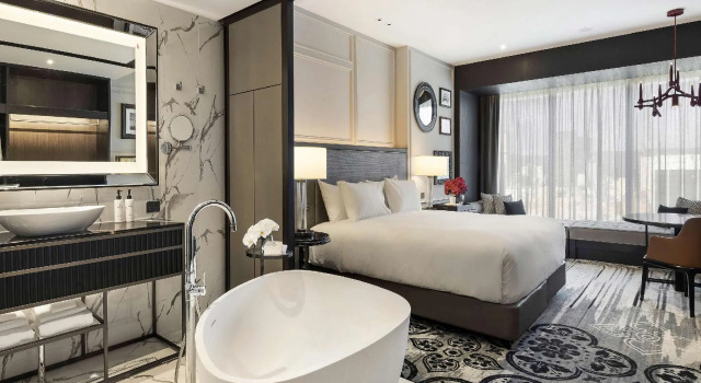 Двухместный номер Luxury с видом на окрестности Sofitel Adelaide
