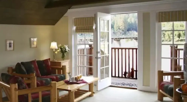 Студия Classic Highland Dell Lodge