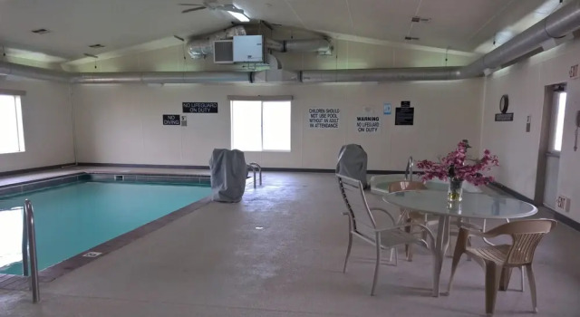 Super 8 Motel - Belgrade/ Bozeman Airport