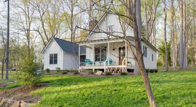 Коттедж Enchanting Andersonville Home Steps to Norris Lake