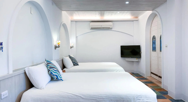 Четырёхместный номер Comfort Cest La Vie Villa