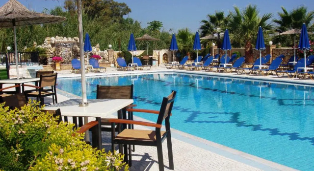 Полулюкс Deluxe PARADISE APARTMENTS & SUITES
