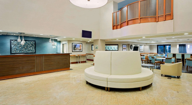 Comfort Inn & Suites Arlington Heights