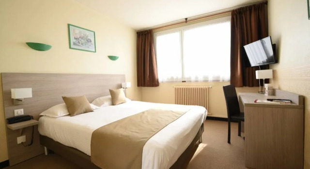 Двухместный номер Standard Contact Hôtel Le Continental