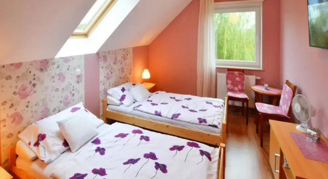 Holiday Apartment, 2 Bedrooms, Garden, Bicycles