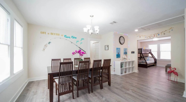 Коттедж Bright Galveston Bungalow: 1/2 Mi to Pleasure Pier