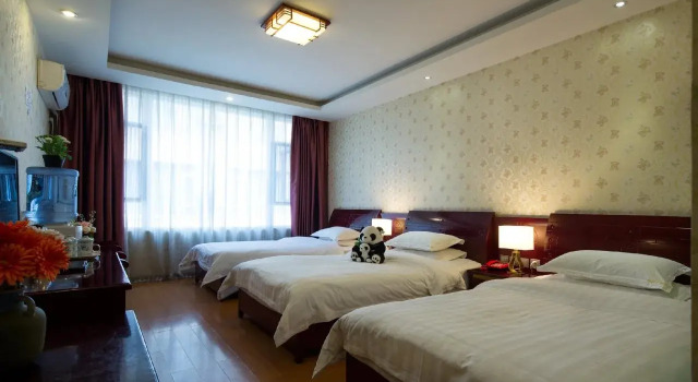 Happy Hotel, Buchen Sie Hotel Leshan Sichuan