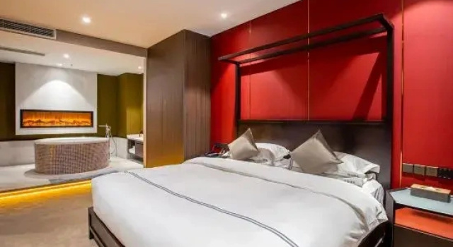 Двухместный люкс Premier c 1 комнатой с видом на сад Suzhou Overseas Chinese Hotel