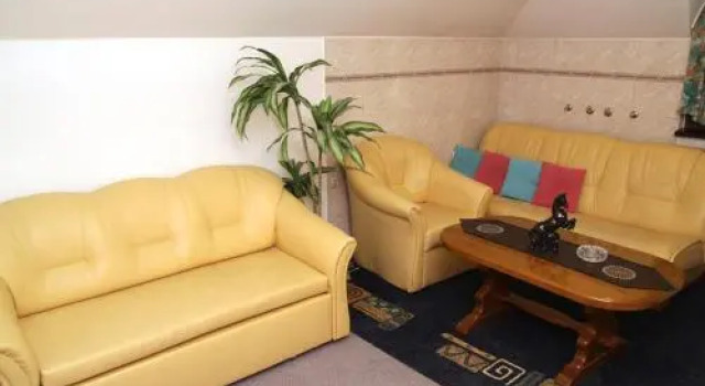 Guest house Royal, Book Pension Cakovec Međimurje County