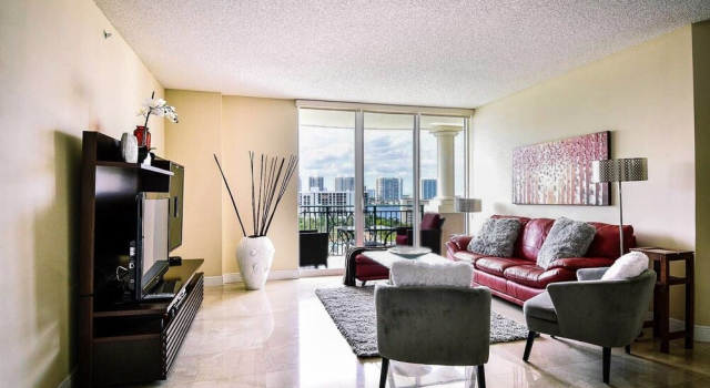 Beautiful Asian Retreat 2bd/2bth Apt. min to Beach, Rezerwuj Hotel Hotele w Miami Beach z parkingiem, Parking