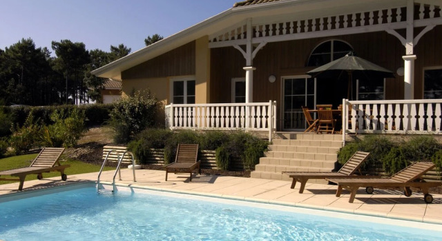 Gorgeous Villa With a Private Pool at 2 km. From the sea, Prenota Villa Hotel a Aquitania con piscina, Piscina