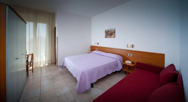 Трёхместный номер Standard с видом на море Hotel Florence