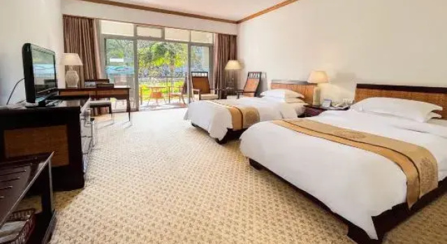 Номер Standard с балконом и с красивым видом из окна Yunnan Dianchi Garden Resort & Spa