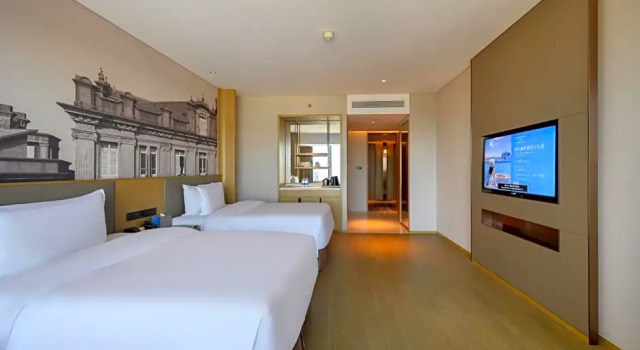 Двухместный номер Superior с видом на море Wyndham Grand Plaza Royale Yuzhou Xiamen Wuyuan Bay