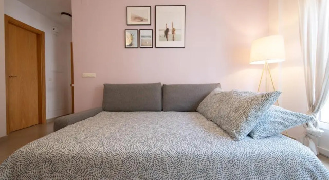 Апартаменты Bright Apartment Near The Historic Center