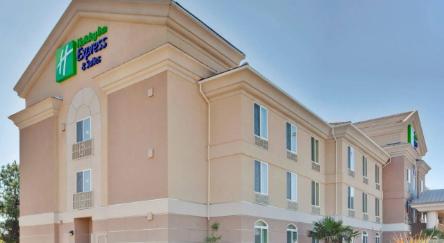 Holiday Inn Express Porterville, Varaa Hotelli Porterville Kalifornia