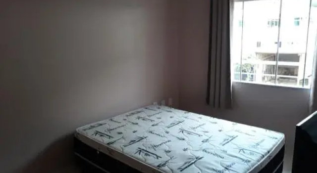 Apartamento Zimbros até 6 pessoas, Забронировать Апартаменты/квартира Бомбиньяс Санта-Катарина, рядом с Пляж Morrinhos