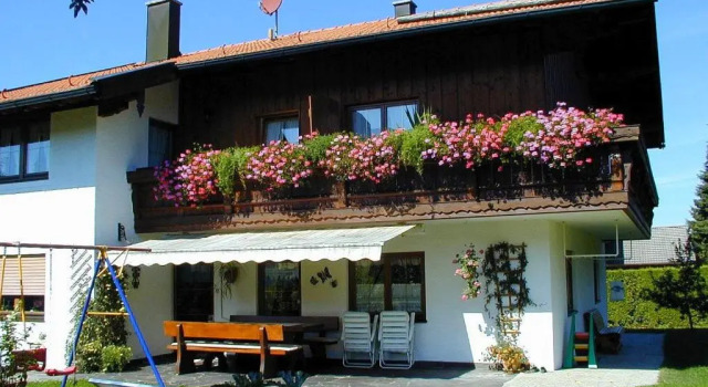 Ferienwohnungen Winkler, Rezervați Hotel Hoteluri în Frasdorf cu parcare, Parcare